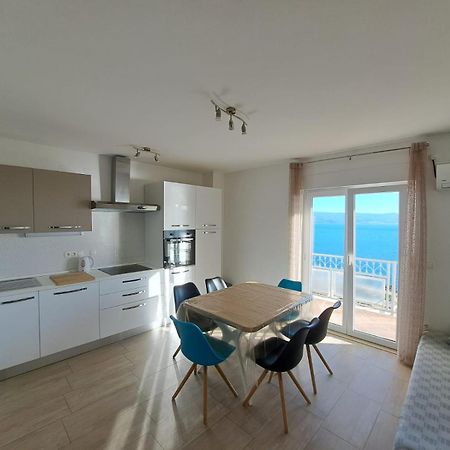 Apartman Leon Omiš Exterior foto