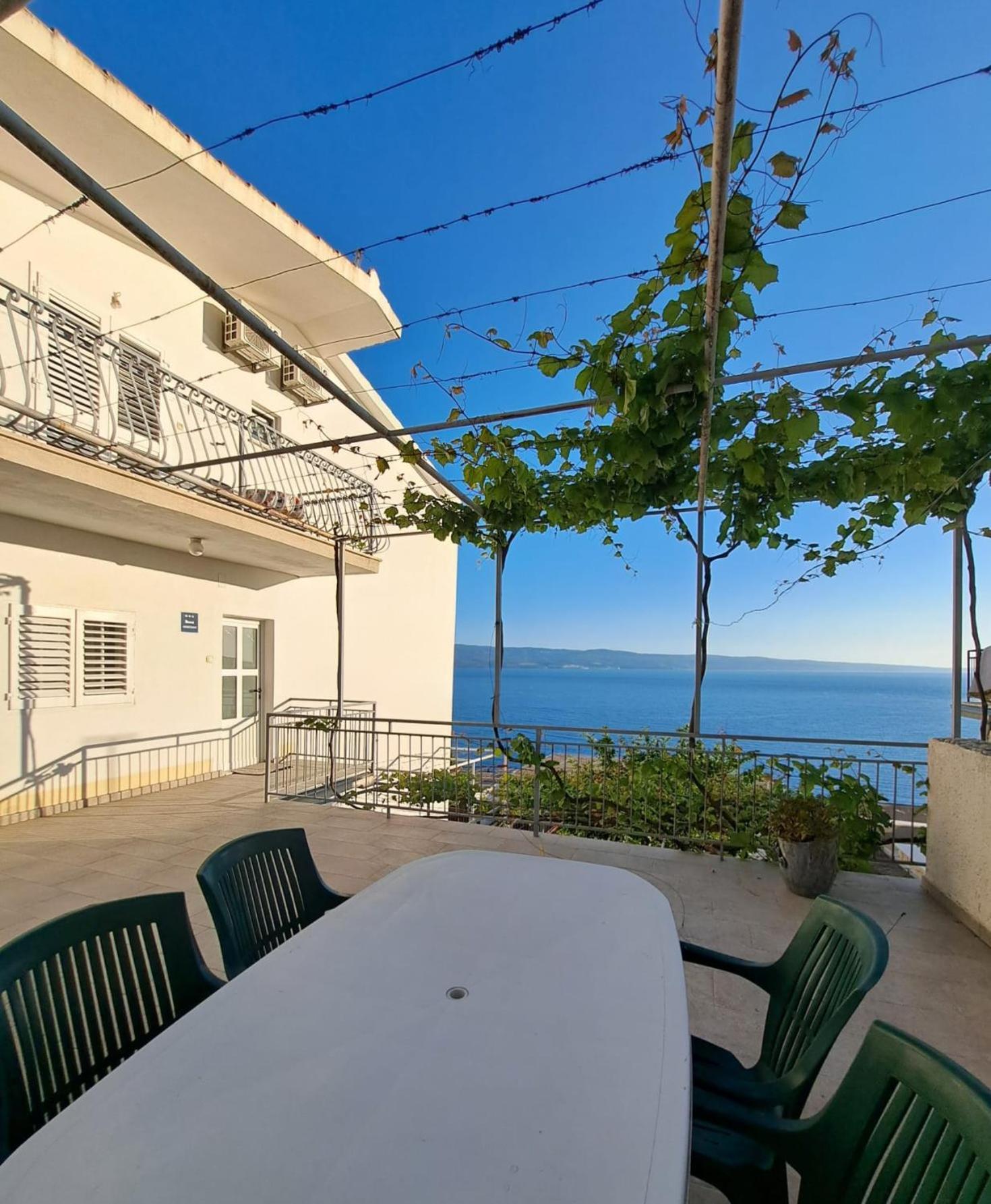 Apartman Leon Omiš Exterior foto